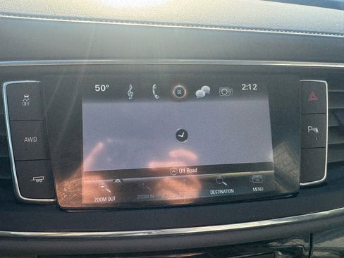 Used 2018 Buick Enclave Essence image 22