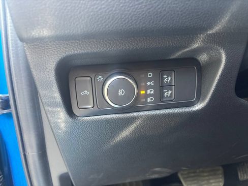 Used 2025 Ford Ranger XLT w/ Chrome Accent Package AWD/4WD image 15