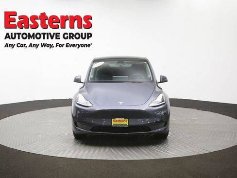 Used 2022 Tesla Model Y Long Range image 47