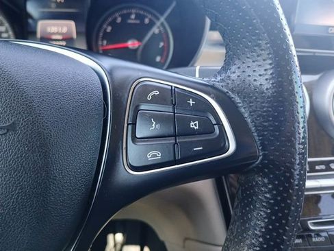 Used 2019 Mercedes-Benz GLC 300 image 26