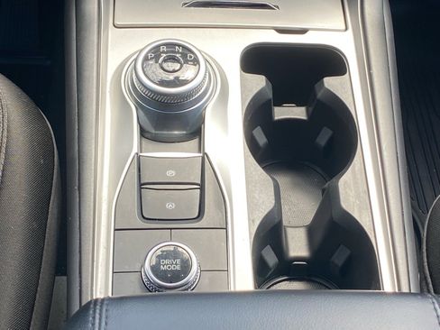 Certified 2023 Ford Explorer XLT AWD/4WD image 12
