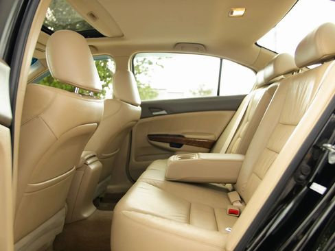 Used 2009 Honda Accord EX-L image 23