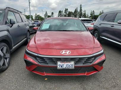 Used 2025 Hyundai Elantra Hybrid