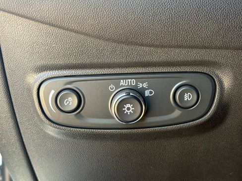 Used 2024 Chevrolet Equinox Premier AWD/4WD image 34