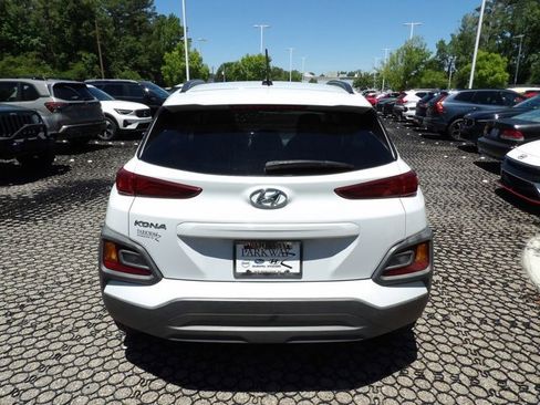 Used 2018 Hyundai Kona SEL w/ SEL Tech Package 02 FWD image 6