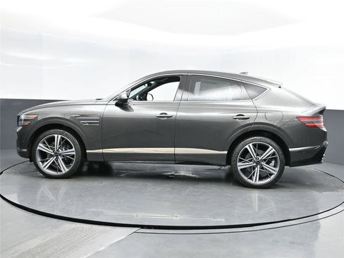 Used 2025 Genesis GV80 3.5T e-SC image 3