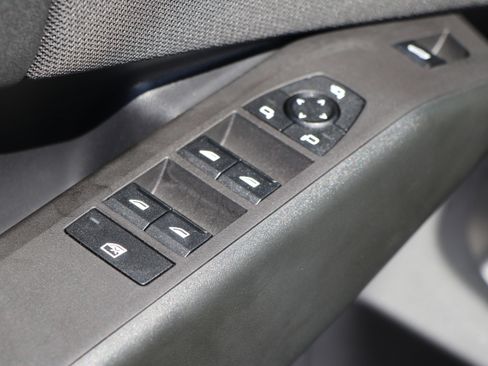 Used 2025 BMW X3 xDrive30i w/ Premium Package image 27