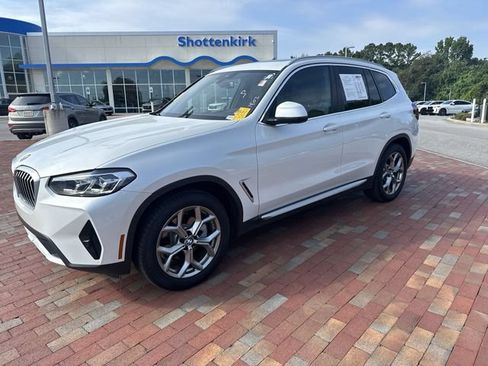 Used 2024 BMW X3 sDrive30i w/ Convenience Package RWD image 4