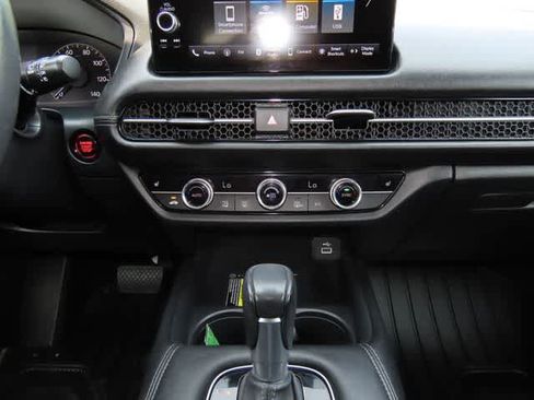 Used 2023 Honda HR-V EX-L image 19