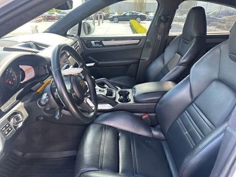Used 2020 Porsche Cayenne Turbo AWD/4WD image 8
