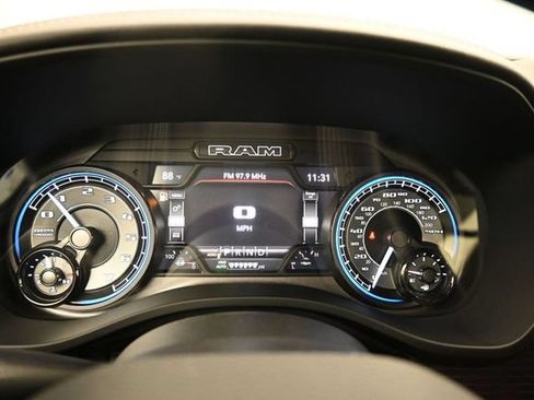Used 2022 RAM 1500 Limited w/ Body Color Bumper Group AWD/4WD image 5