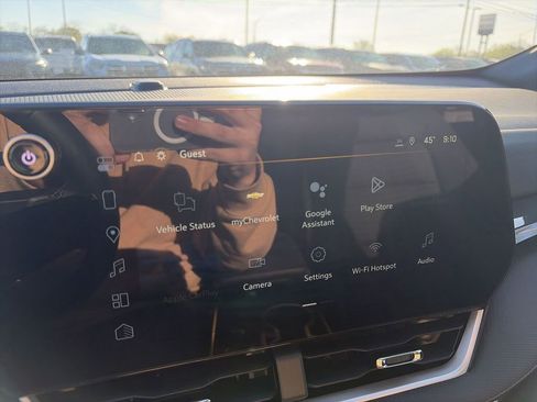 New 2026 Chevrolet Equinox LT w/ Midnight Edition FWD image 22