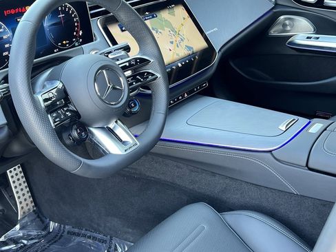 Used 2025 Mercedes-Benz E 53 AMG e 4MATIC Sedan image 32