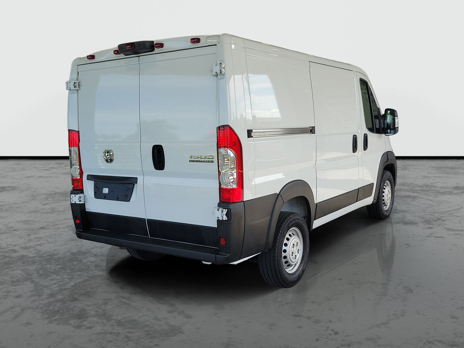 Used 2025 RAM ProMaster 1500 FWD image 2