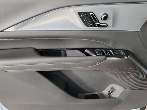 Certified 2024 Cadillac Lyriq Tech RWD image 19