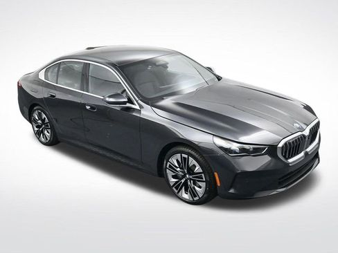 New 2026 BMW i5 eDrive40 AWD/4WD image 24