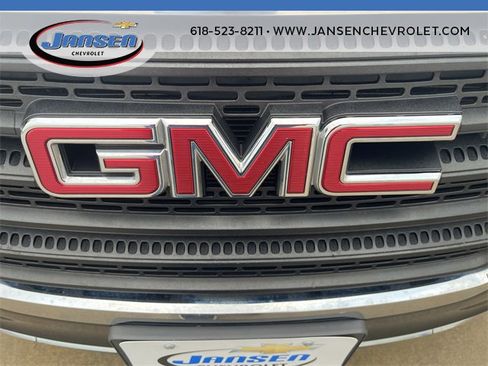 Used 2017 GMC Terrain SLE w/ Convenience Package image 31