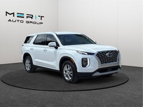 Used 2022 Hyundai Palisade SE w/ Cargo Package FWD image 1