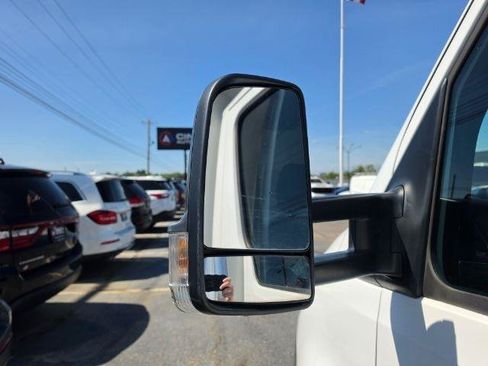 Used 2024 Mercedes-Benz Sprinter 3500 image 27