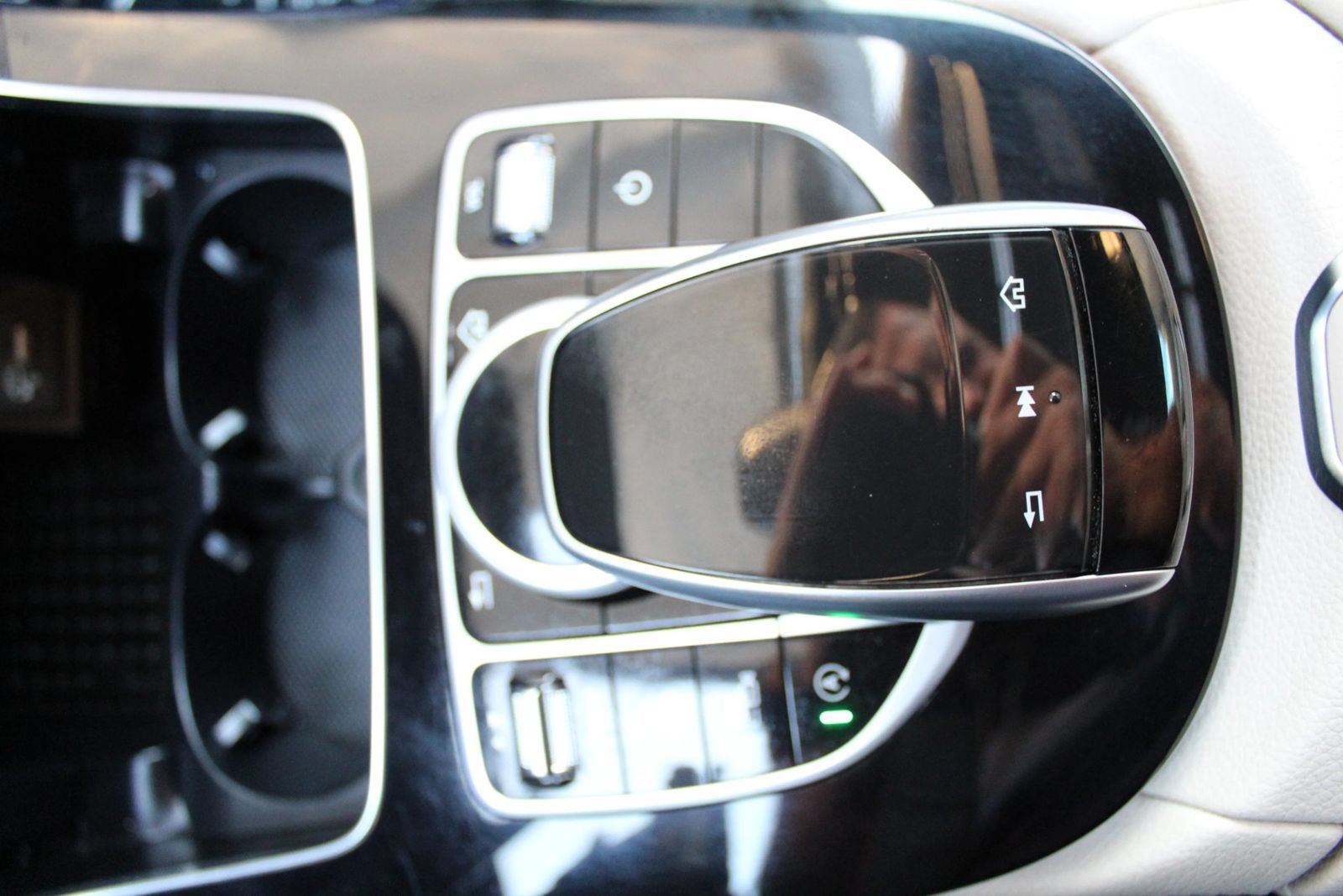 Used 2017 Mercedes-Benz E 300 image 22