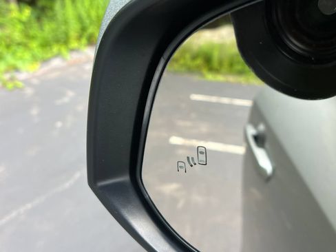 Used 2024 Toyota Grand Highlander AWD image 26