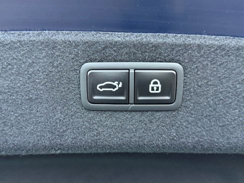 New 2026 Genesis G80 2.5T Sport Prestige image 40