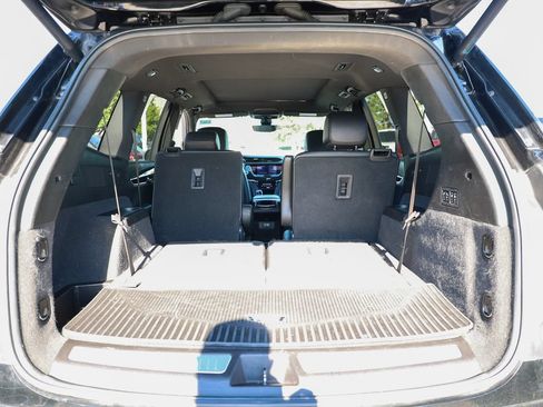 Used 2021 Cadillac XT6 Premium Luxury AWD/4WD image 36