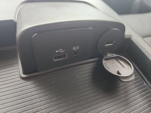 Used 2017 RAM 1500 Sport AWD/4WD image 25
