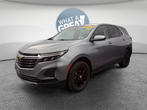 Used 2023 Chevrolet Equinox LT w/ Driver Convenience Package image 8