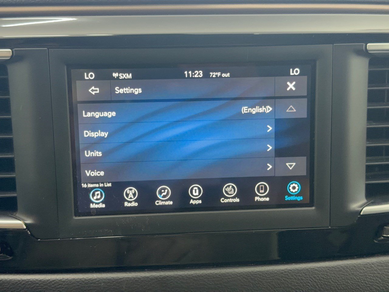 Used 2019 Chrysler Pacifica Touring-L FWD image 23