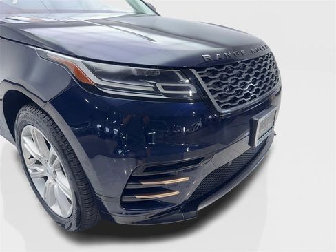 Used 2022 Land Rover Range Rover Velar R-Dynamic S image 17