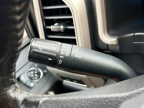 Used 2019 Ford F150 Lariat w/ Equipment Group 502A Luxury AWD/4WD image 36
