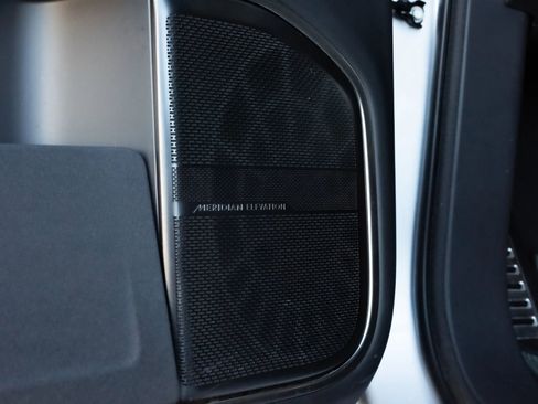 Used 2022 Rivian R1T Launch Edition image 39