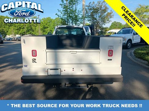 New 2024 Ford F450 XL w/ XL Chrome Package image 4