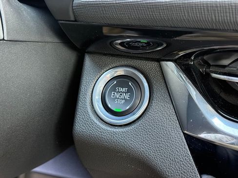 Used 2025 Buick Envista Avenir FWD image 29