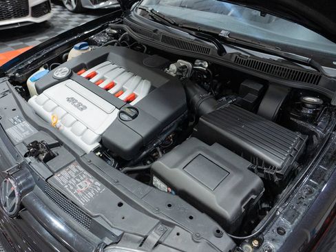 Used 2004 Volkswagen R32 AWD/4WD image 43