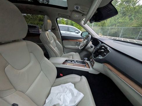 Used 2018 Volvo XC90 T6 Inscription w/ Convenience Package AWD/4WD image 9