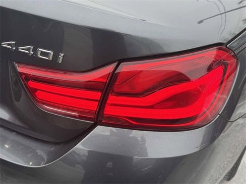 Used 2018 BMW 440i xDrive Convertible image 11