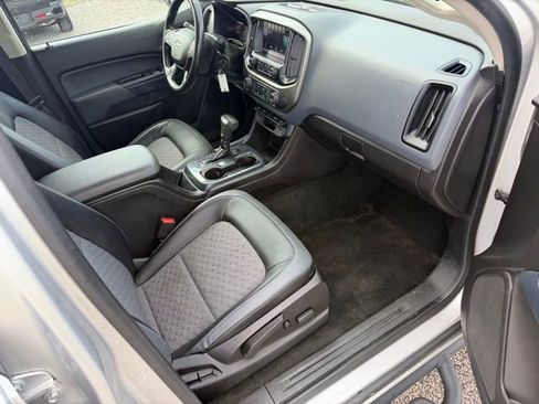 Used 2015 Chevrolet Colorado Z71 AWD/4WD image 36