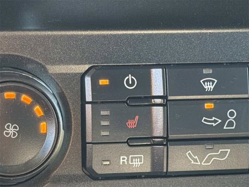 Used 2019 Ford F150 XLT w/ Equipment Group 302A Luxury image 15