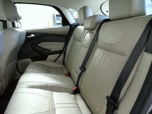 Used 2012 Ford Focus SEL FWD image 15