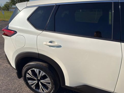 Used 2021 Nissan Rogue SV AWD/4WD image 8