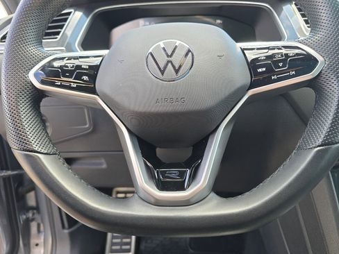 Used 2024 Volkswagen Tiguan SE R-Line AWD/4WD image 36