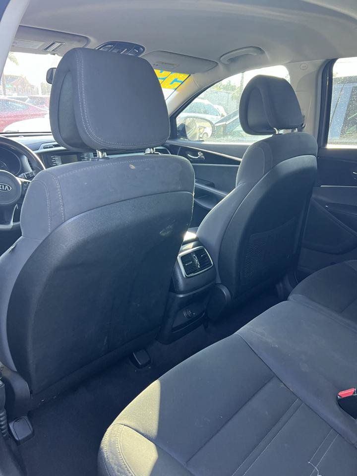 Used 2016 Kia Sorento L FWD image 5