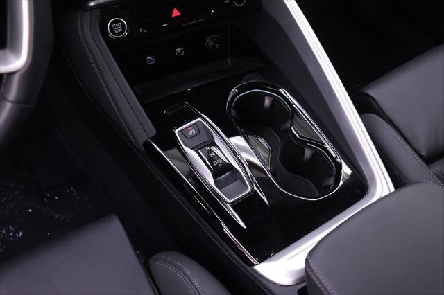 Certified 2025 Audi Q5 Premium w/ Premium Plus AWD/4WD image 16