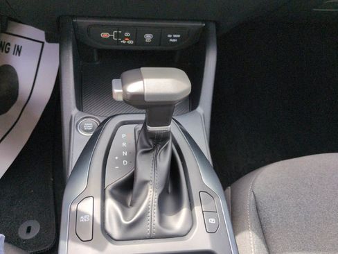 Used 2025 Kia K4 FWD image 22