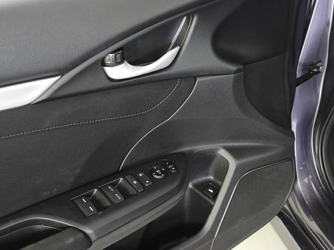 Used 2020 Honda Civic EX image 12