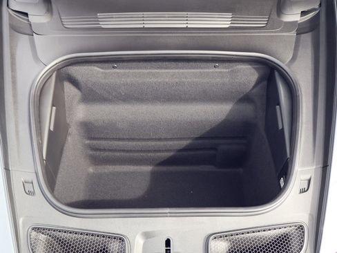 New 2026 Porsche 911 GT3 image 21