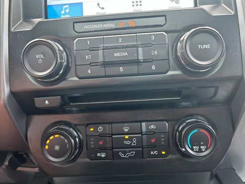 Used 2016 Ford F150 XLT w/ Equipment Group 302A Luxury image 16