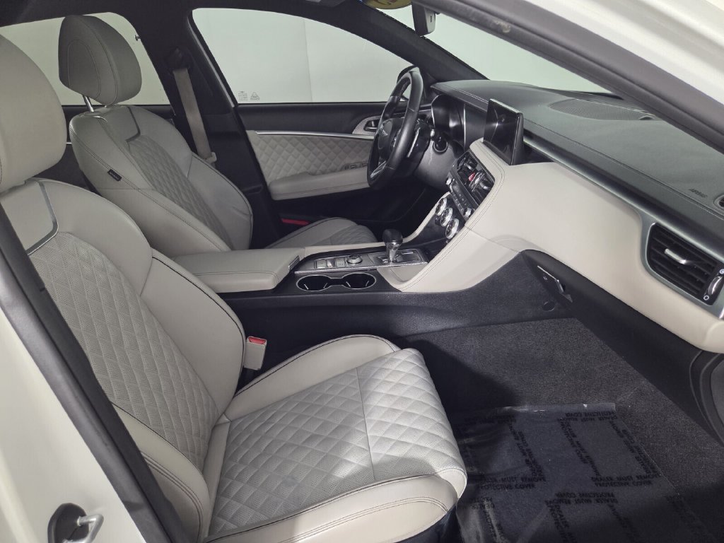 Used 2023 Genesis G70 3.3T w/ Sport Prestige Package RWD image 53